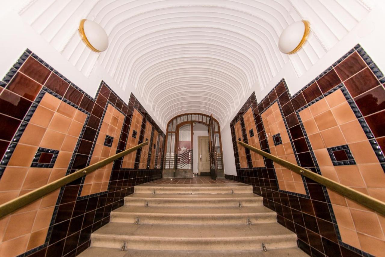 Hotel-Pension Dormium Вена Экстерьер фото