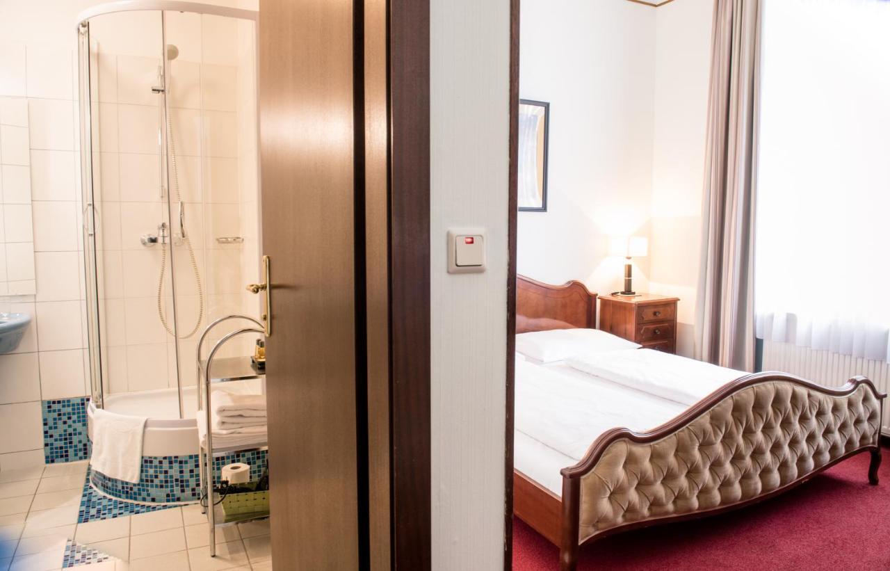 Hotel-Pension Dormium Вена Экстерьер фото