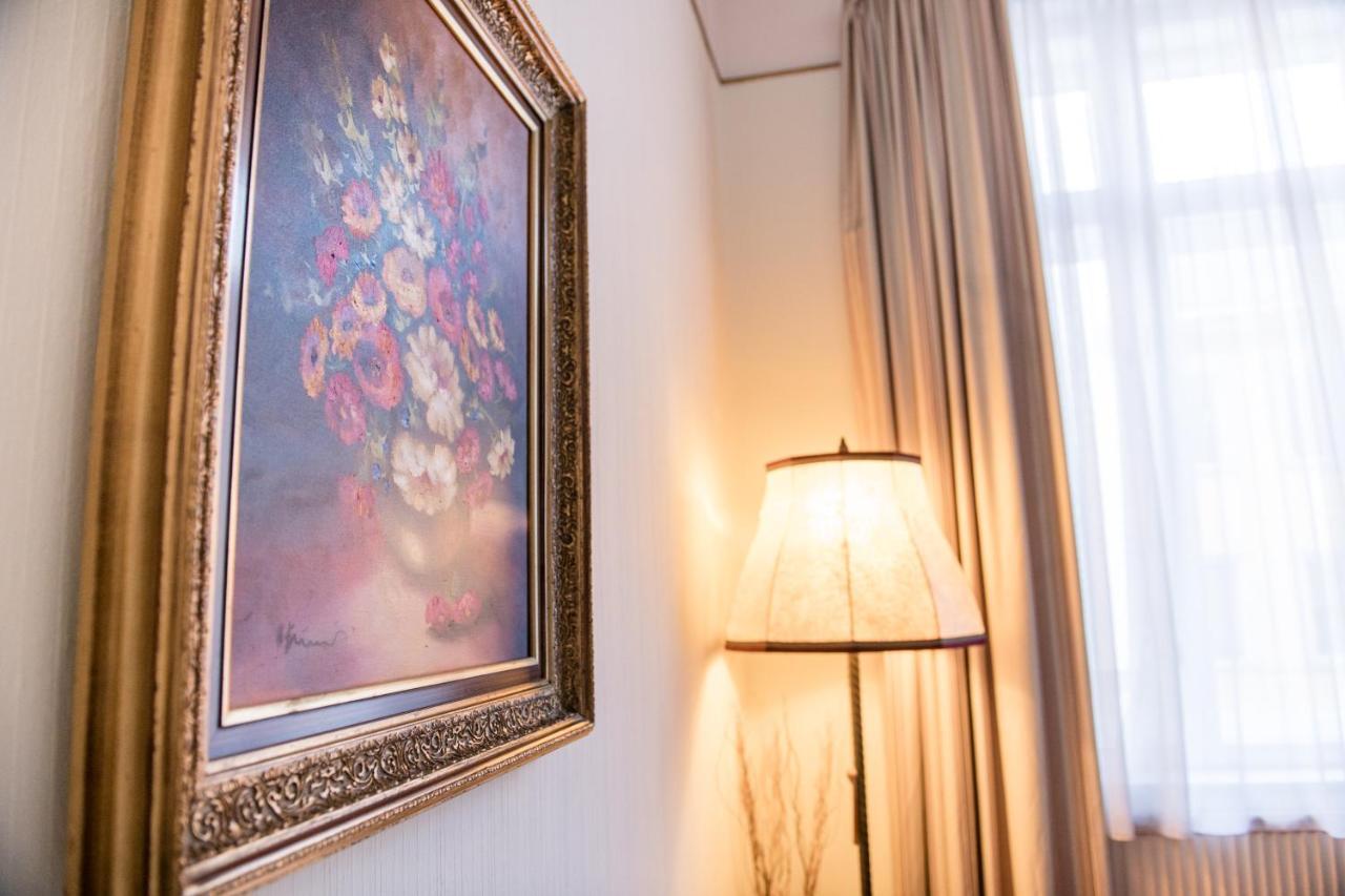 Hotel-Pension Dormium Вена Экстерьер фото
