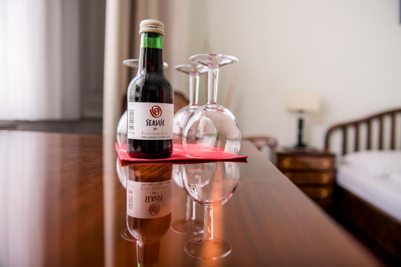 Hotel-Pension Dormium Вена Экстерьер фото